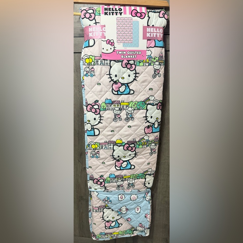 New Hello Kitty Pink & Blue Neighborhood Quilted Twin Blanket On Hanger & Tag - Picture 1 of 6